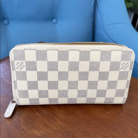 Louis Vuitton Damier Azur Canvas Wallet - Picture 1 of 5